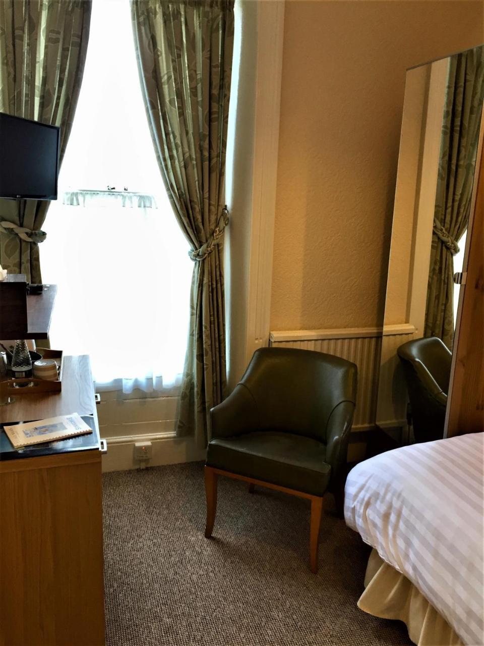 Bed & Breakfast Westcliff 3*